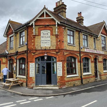 The Six Bells Bed & Breakfast Rochester  Dış mekan fotoğraf