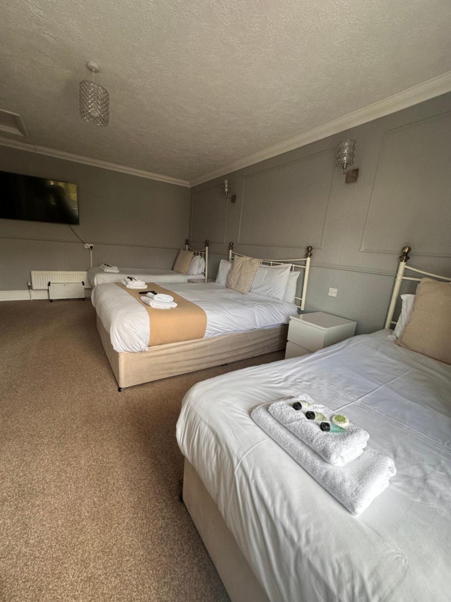 The Six Bells Bed & Breakfast Rochester  Dış mekan fotoğraf